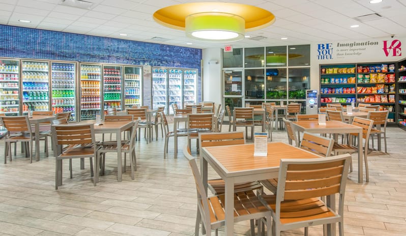 Avanti Resort - Market Place - Full View